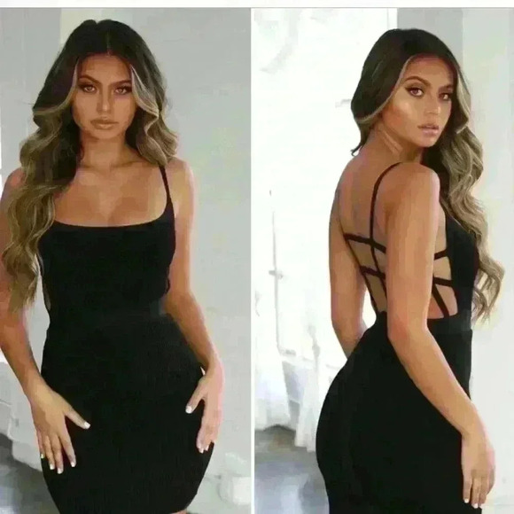 Tiger Mist Dresses & Skirts - Tiger Mist bodycon mini black dress 🌹SMALL